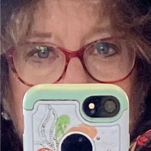 Meet your Posher, Vickie